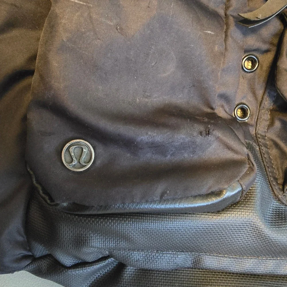 Rare Out Of Print Lululemon Cruiser Backpack Bag Black Pockets‎ Zip